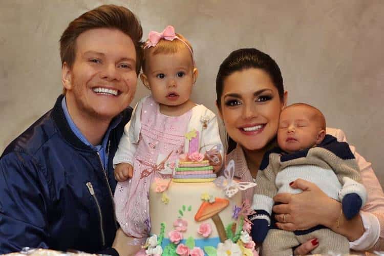 Melinda e Teodoro, filhos de Thais Fersoza e Michel Teló