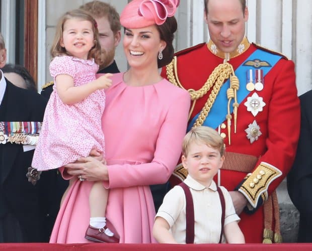 George e Charlotte, filhos do Príncipe William e da duquesa de Cambridge, Kate Middleton 