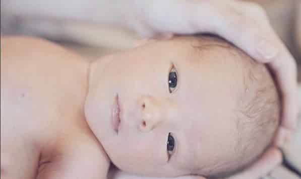 Monica Benini fala sobre uso da fralda no filho