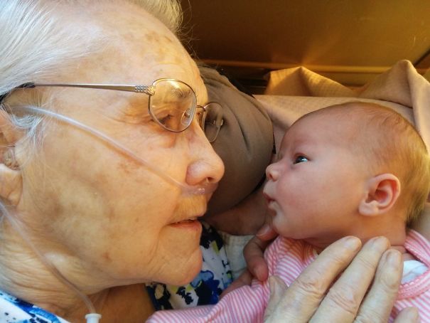 Avó com sua neta