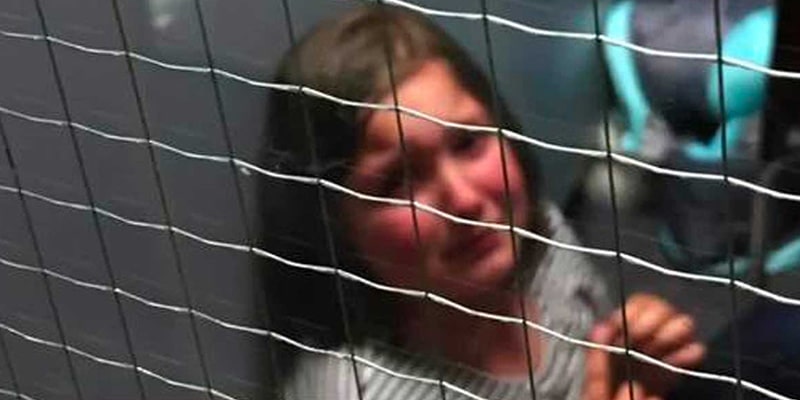 Encontra filha em cela