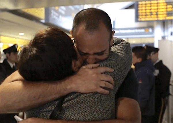 Mãe e filho se reencontram depois de 40 anos separados 
