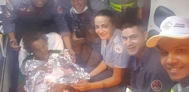 Moradora de rua dá à luz em parque