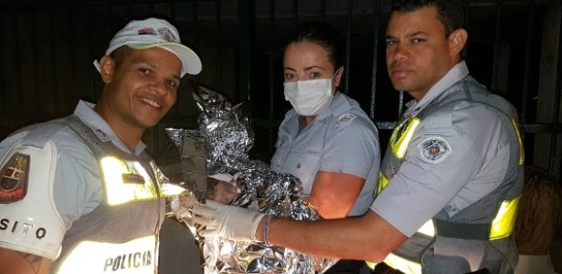 Moradora de rua dá à luz em parque