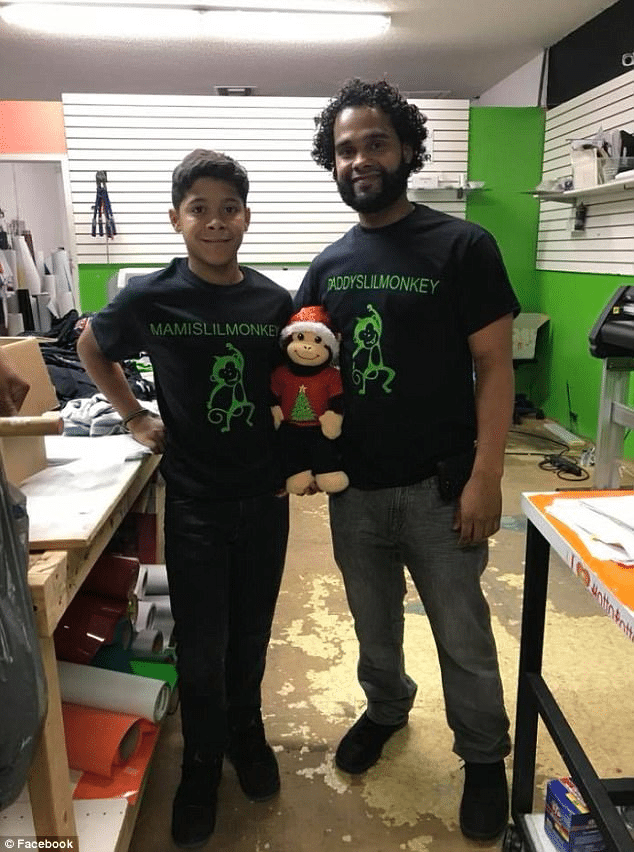 Menino ganha urso de pelúcia com voz da mãe que faleceu