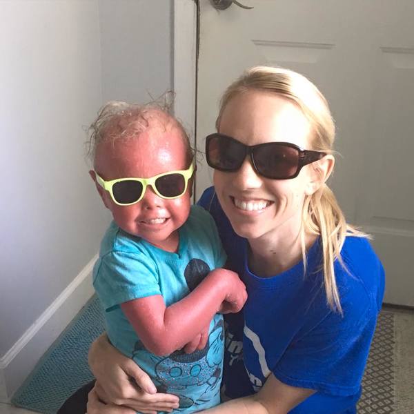 Entra em pânico ao ver filha nascer