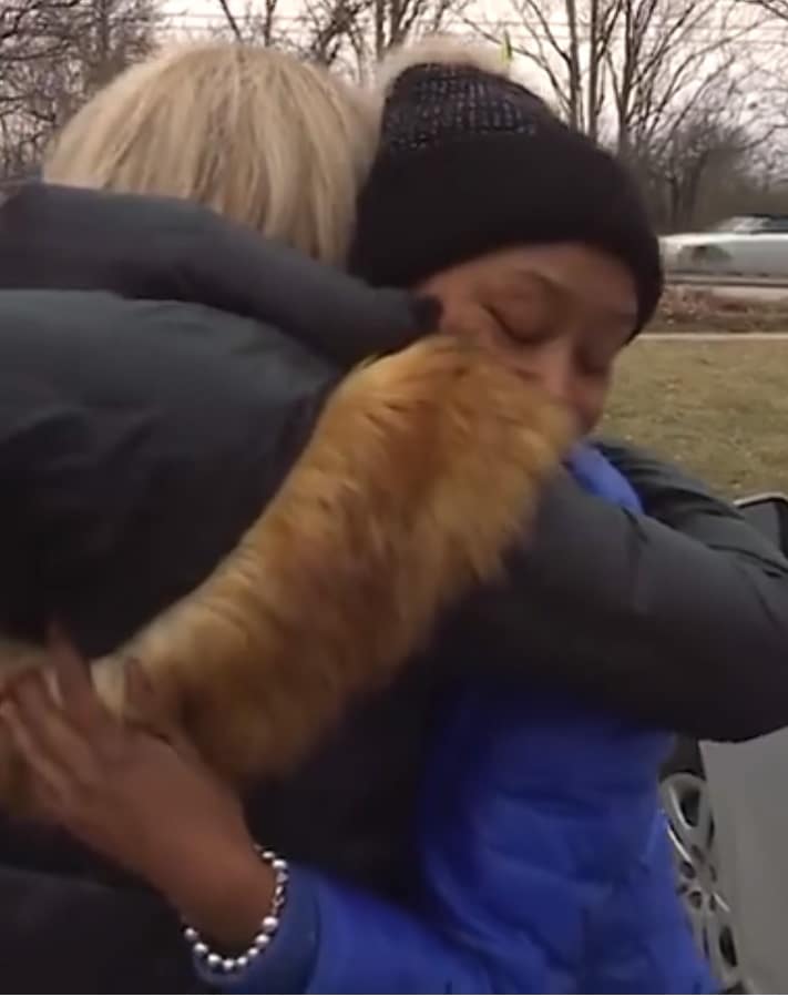 Perdem tudo em incêndio e estranha ajuda