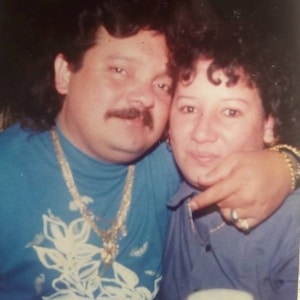 Encontra o pai após 23 anos Encontra o pai após 23 anos