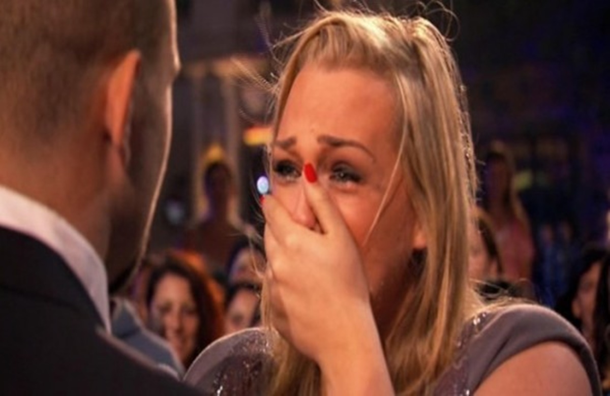 Ela nunca imaginou que seria pedida em casamento desse jeito! Foi incrível!