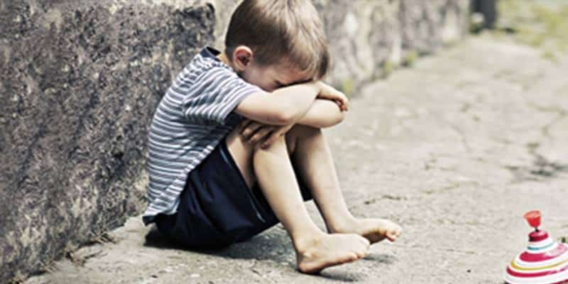 Mãe abandona filho em temperatura congelante. E tudo o que ela queria era ser livre