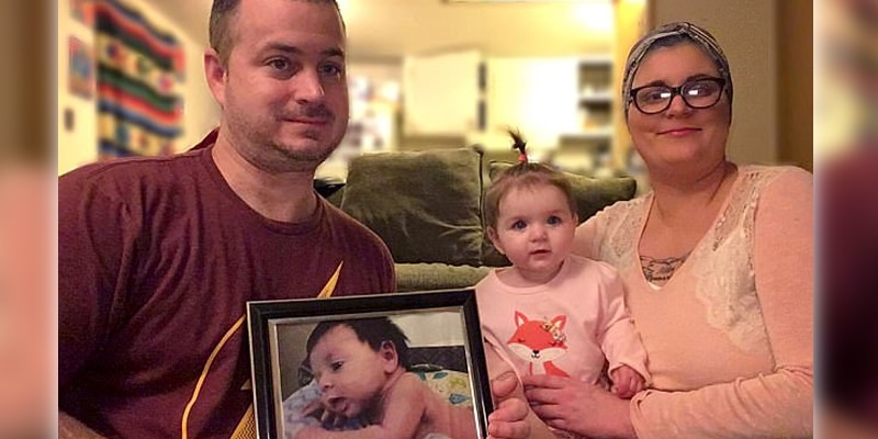 Com filha vítima de ‘morte súbita’, pais decidem fazer ensaio após sua morte como recordação