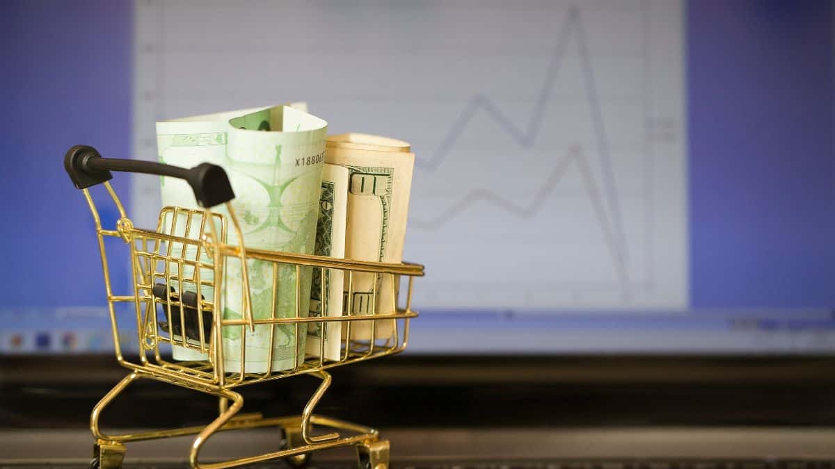 Euro e Dólar tem mesmo pela primeira vez em 20 anos.