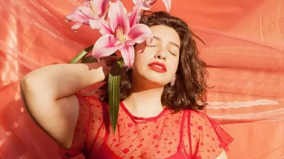 Modelo argentina diz: “É possível ser gorda e feliz”!