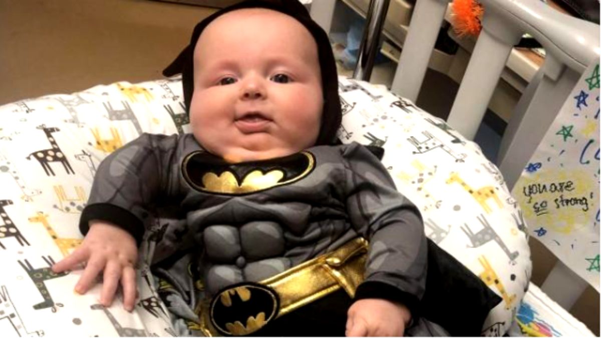 Doação de sangue do cordão umbilical salvou a vida deste bebê