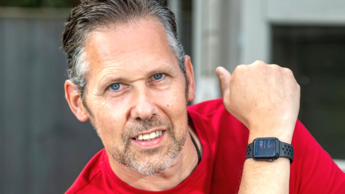 Relógio salva a vida de um homem avisando parada cardíaca.