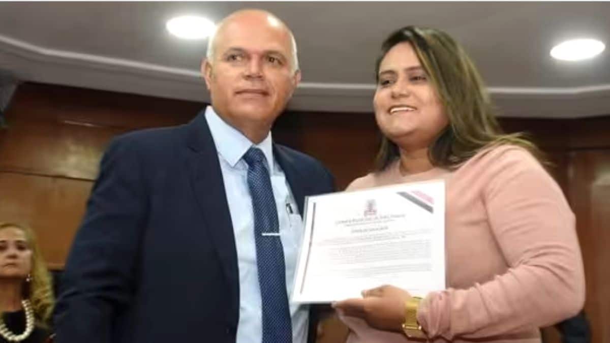 Mulher é homenageada por salvar criança autista que caiu do 3º andar.