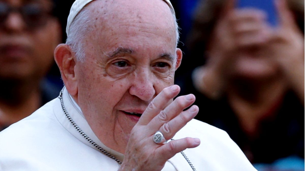 Papa Francisco pede paz, de presente neste Natal!