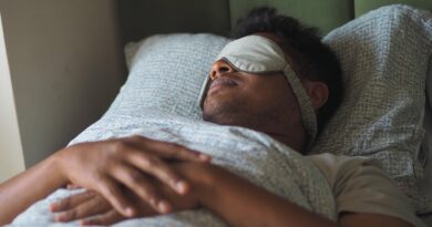 O que causa aquele “tranco” enquanto dormimos Espasmos